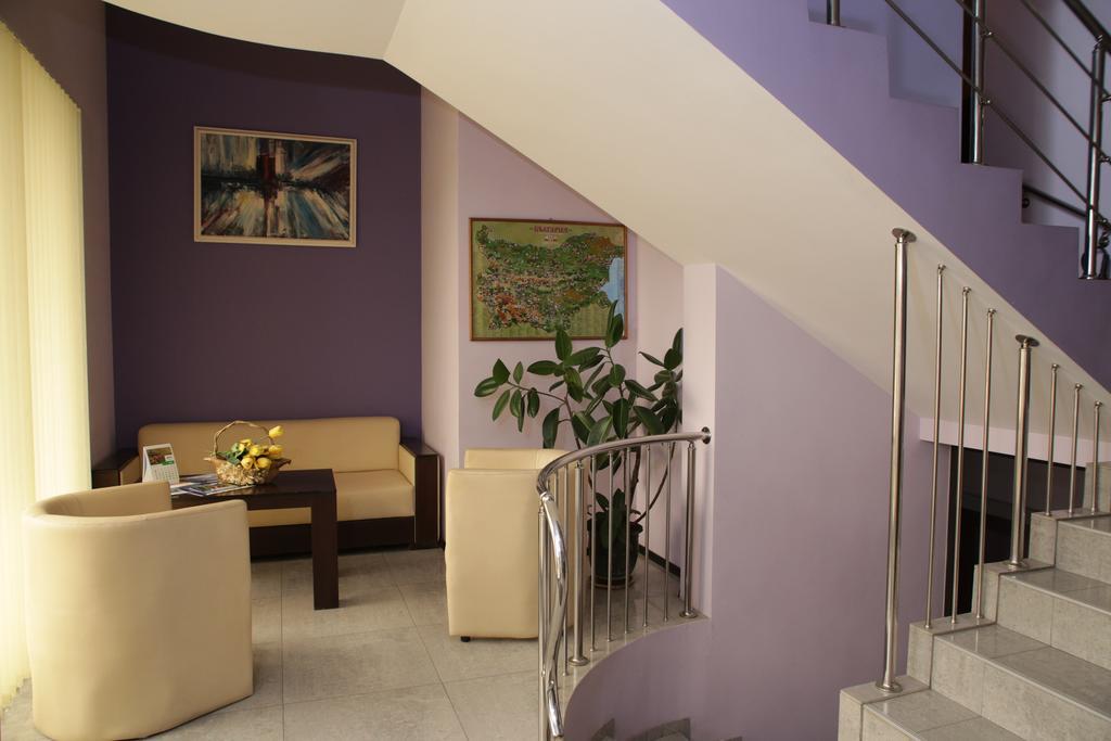 Family Hotel Avramov ヴィディン エクステリア 写真